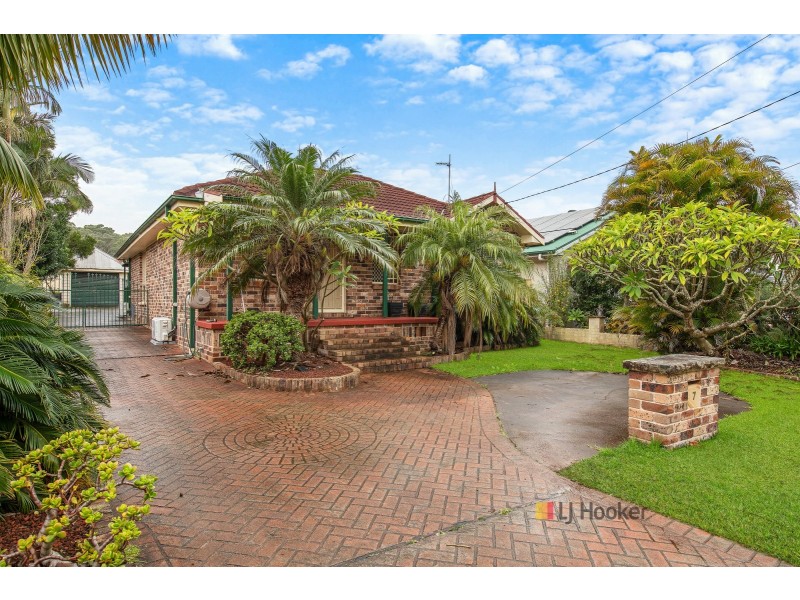 7 Tarwhine Avenue, Chain Valley Bay NSW 2259