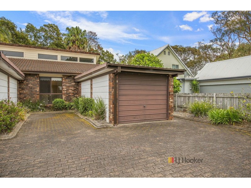 4/3 Lake Street, Budgewoi NSW 2262