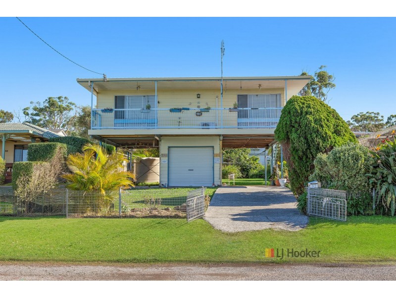 32 Alan Avenue, Charmhaven NSW 2263