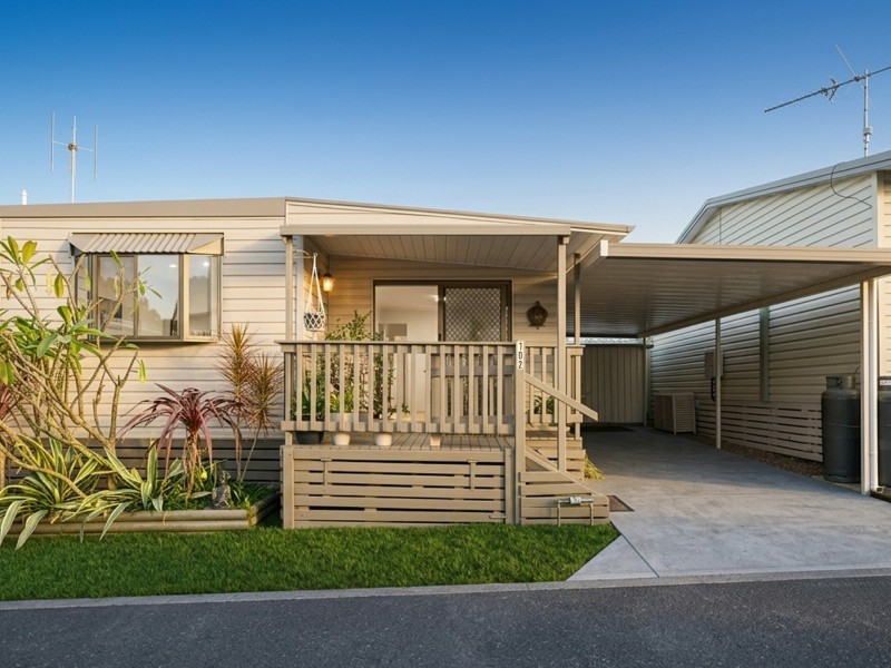 102/2 Macleay Drive, Halekulani NSW 2262