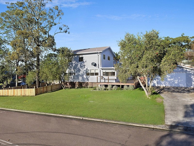 142 Stanley Street, Kanwal NSW 2259