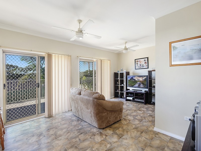 2 Clarkson Lane, Lake Haven NSW 2263