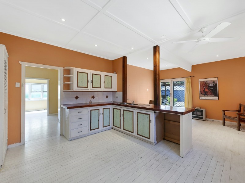 239 Buff Point Avenue, Buff Point NSW 2262