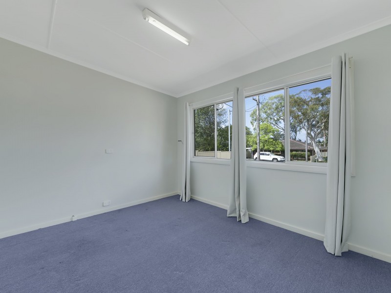 10 Delia Avenue, Budgewoi NSW 2262