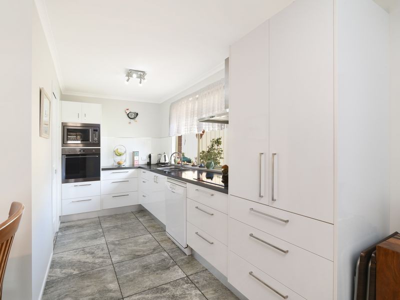 3 Tirriki Close, Buff Point NSW 2262