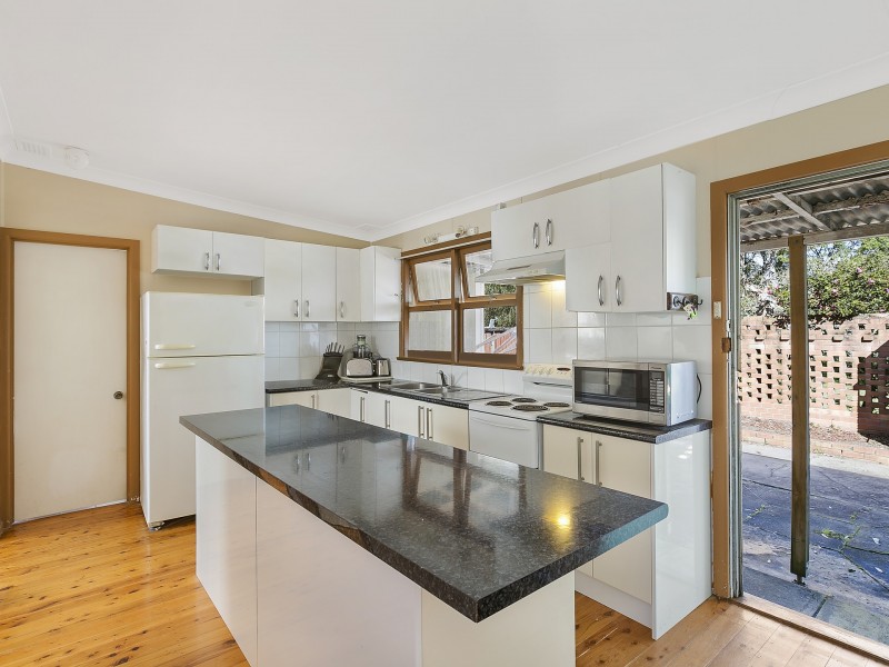 3 Fifth Avenue, Toukley NSW 2263