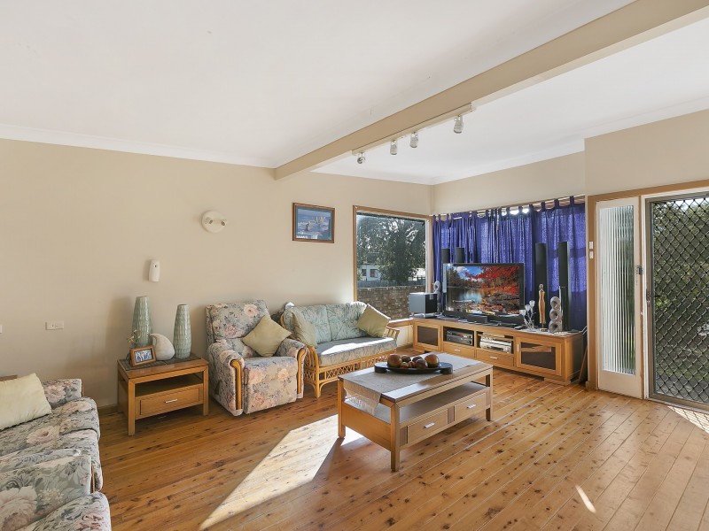 3 Fifth Avenue, Toukley NSW 2263