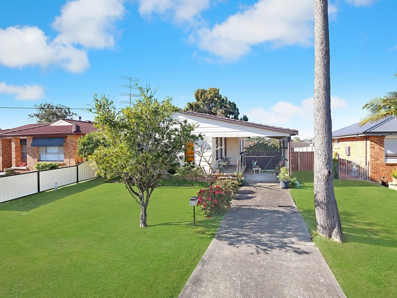 61 Coonanga Avenue, Budgewoi NSW 2262