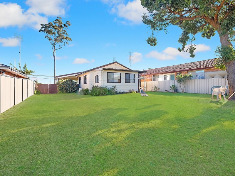61 Coonanga Avenue, Budgewoi NSW 2262