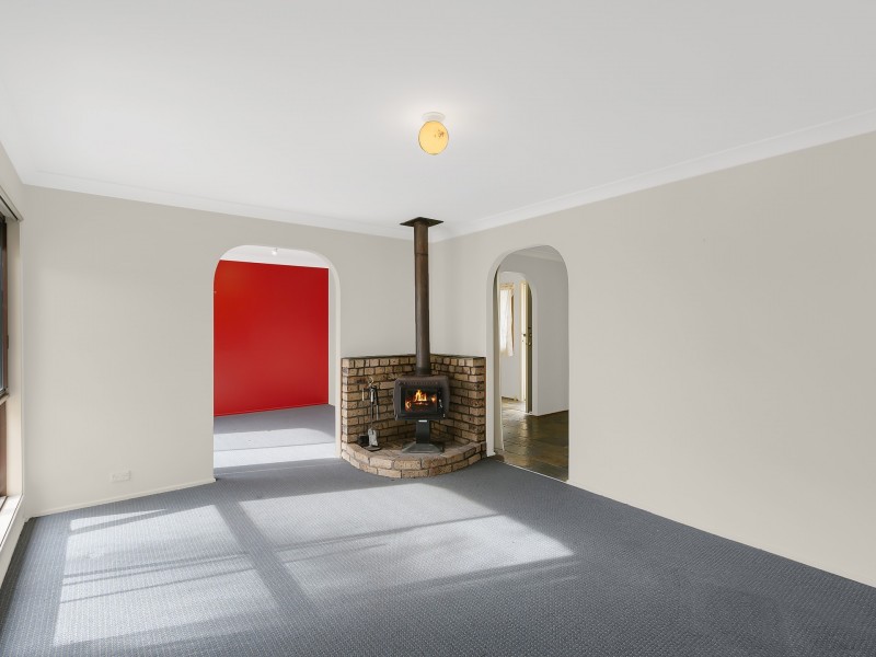 7 Deakin Avenue, Lake Munmorah NSW 2259