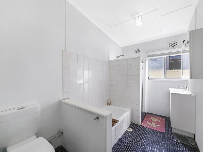 24 Sunrise Avenue, Budgewoi NSW 2262