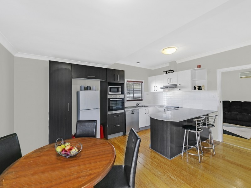 60 Craigie Avenue, Kanwal NSW 2259