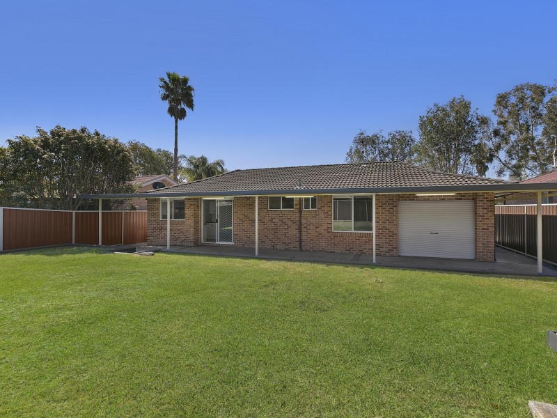 8 Karwin Close, Buff Point NSW 2262