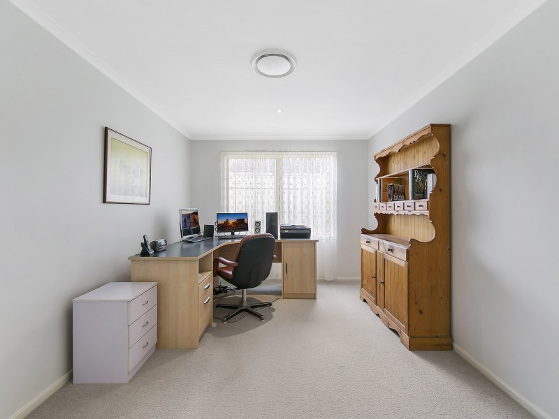 16 Bell Brae Avenue, Gwandalan NSW 2259