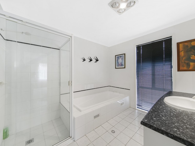 16 Bell Brae Avenue, Gwandalan NSW 2259