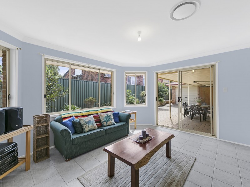 30 Carmel Avenue, Budgewoi NSW 2262