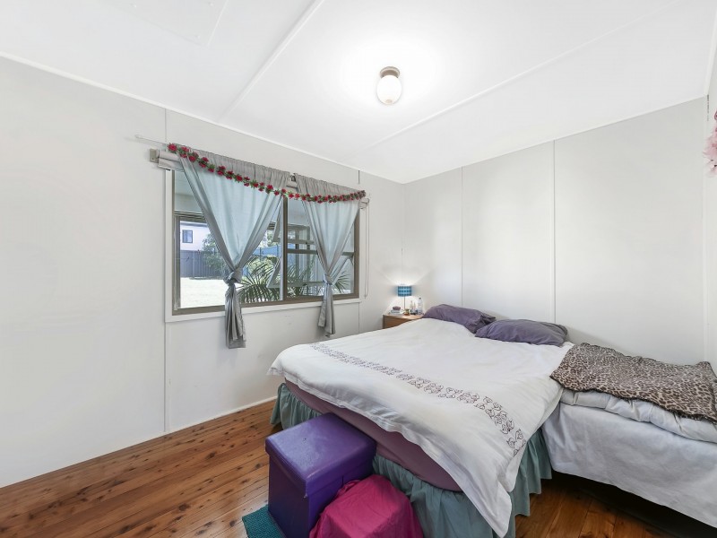 37 Woodland Parkway, Buff Point NSW 2262