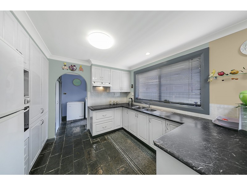 6 Barton Road, Doyalson NSW 2262