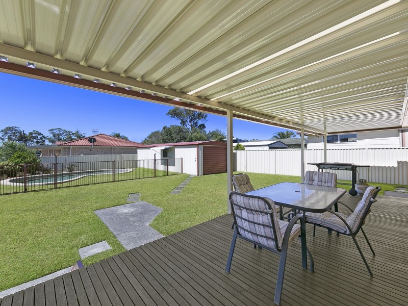 33 Melrose Avenue, Gorokan NSW 2263