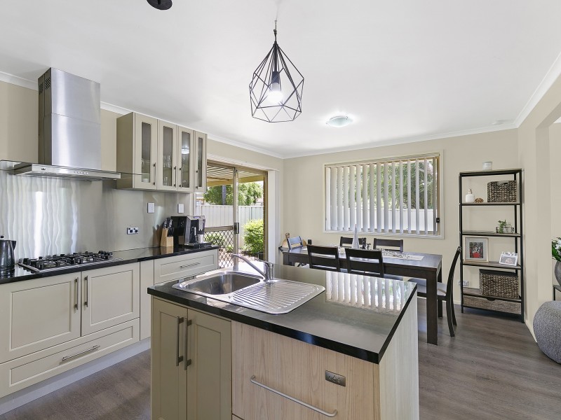 26 Fishburn Crescent, Watanobbi NSW 2259