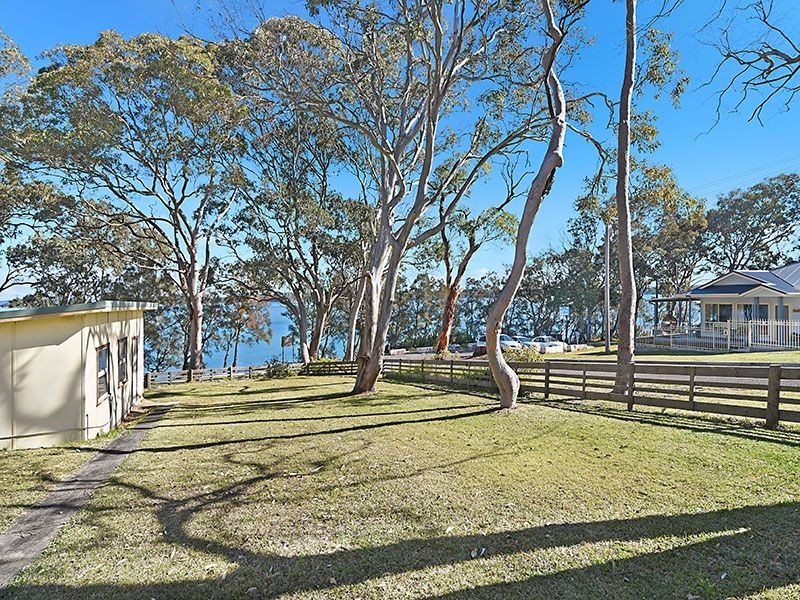 160 Buff Point Avenue, Buff Point NSW 2262
