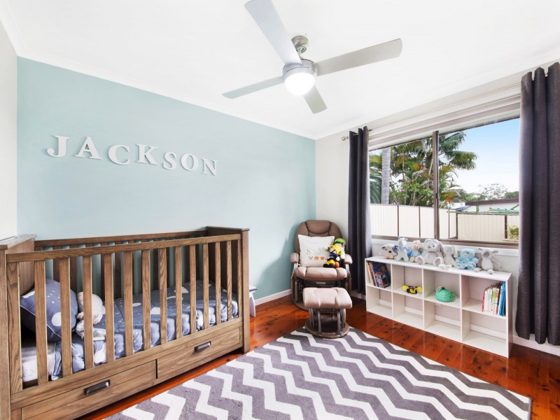 27 Charmhaven Avenue, Charmhaven NSW 2263