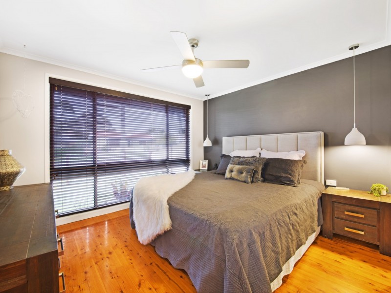 27 Charmhaven Avenue, Charmhaven NSW 2263