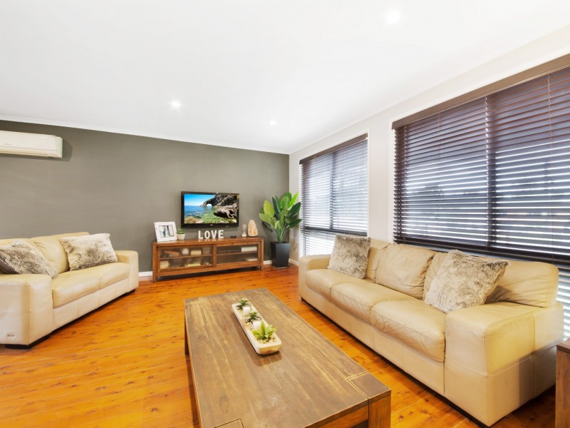 27 Charmhaven Avenue, Charmhaven NSW 2263