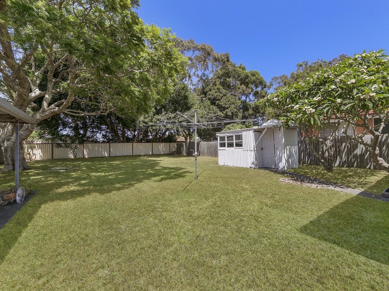 14 Kewalo Avenue, Budgewoi NSW 2262