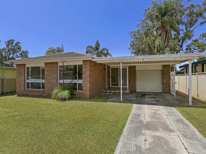 7 Delia Avenue, Budgewoi NSW 2262