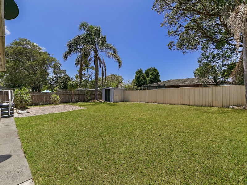 7 Delia Avenue, Budgewoi NSW 2262