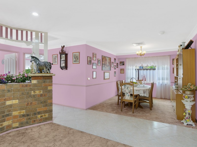 10 Bensley Close, Lake Haven NSW 2263