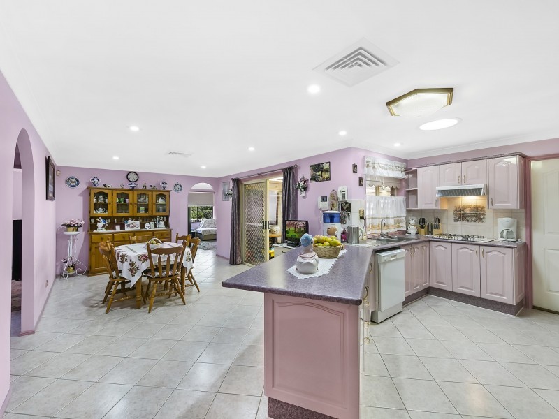 10 Bensley Close, Lake Haven NSW 2263