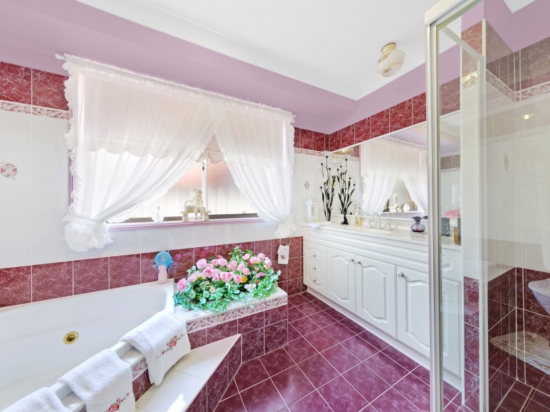 10 Bensley Close, Lake Haven NSW 2263