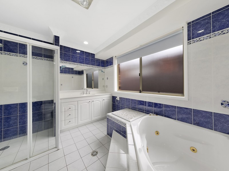 12 Bensley Close, Lake Haven NSW 2263