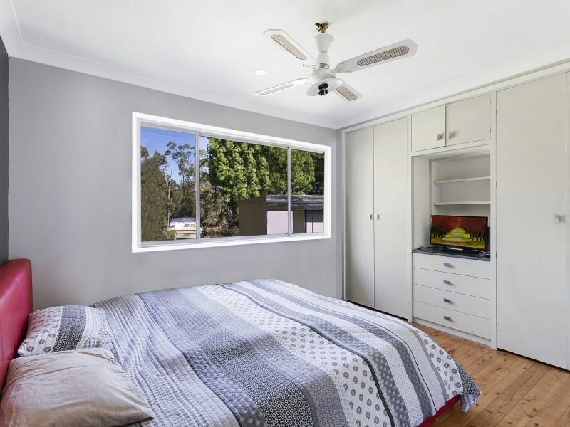 111 Birdwood Drive, Blue Haven NSW 2262