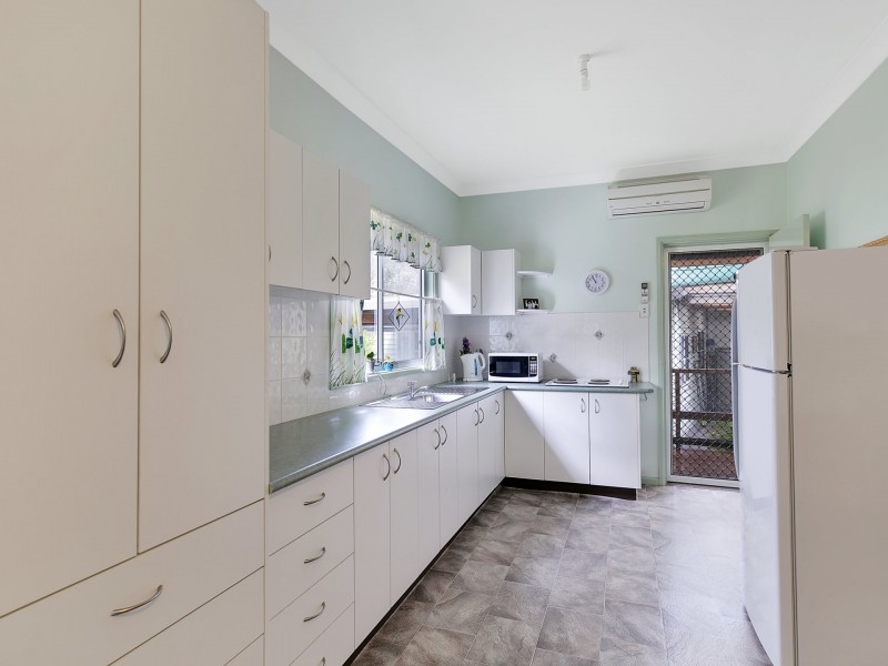 34 Diamond Head Drive, Budgewoi NSW 2262