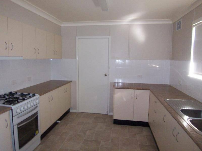 51 Ursula Street, Cootamundra NSW 2590