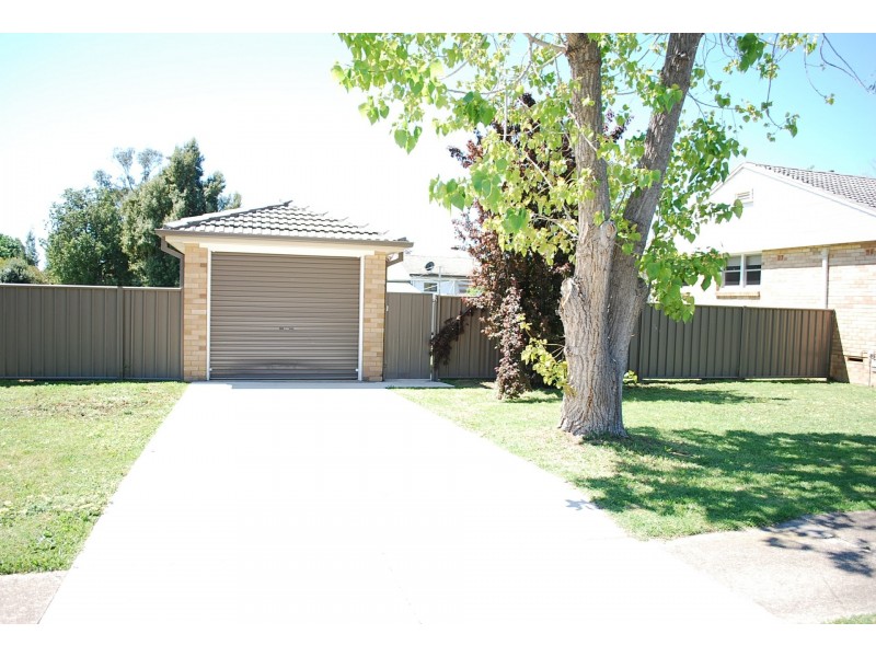 51 Ursula Street, Cootamundra NSW 2590