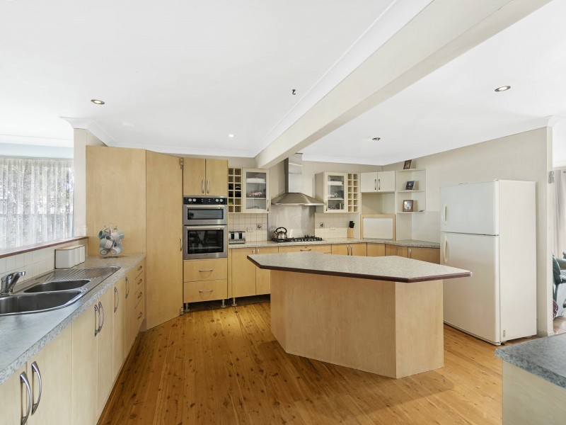 10 Weonga Place, San Remo NSW 2262