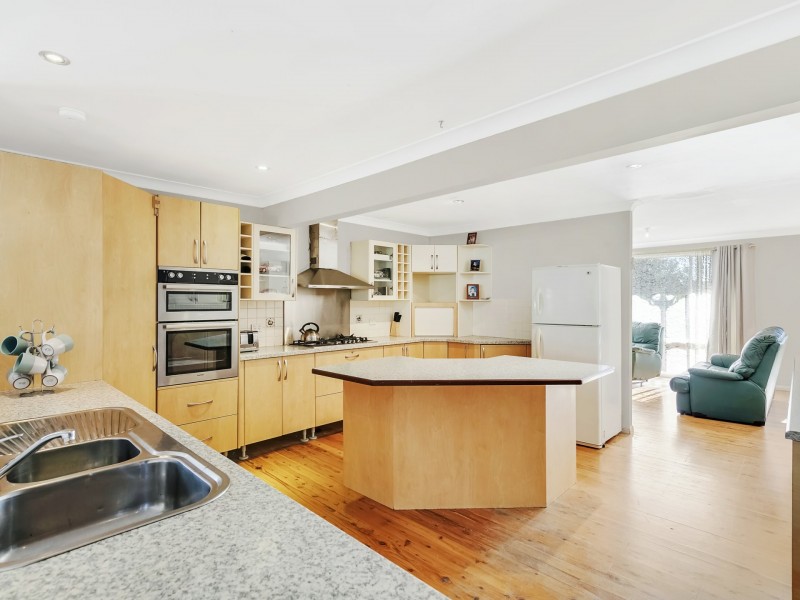 10 Weonga Place, San Remo NSW 2262