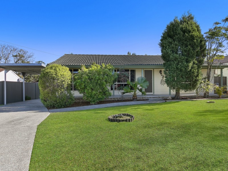 70 Pinehurst Way, Blue Haven NSW 2262
