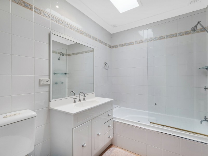 25 Woolana Avenue, Budgewoi NSW 2262