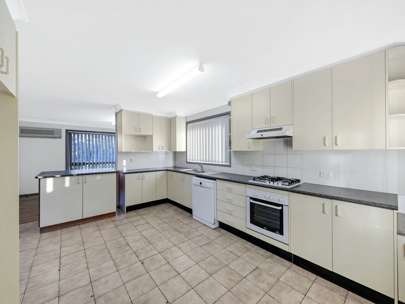 13 Hopetown Road, Kanwal NSW 2259