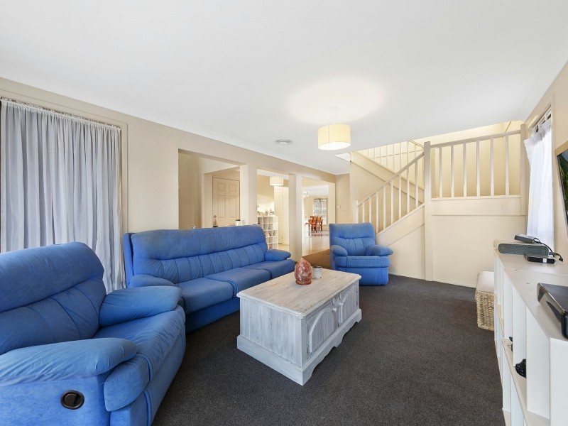 9 Washpool Crescent, Woongarrah NSW 2259