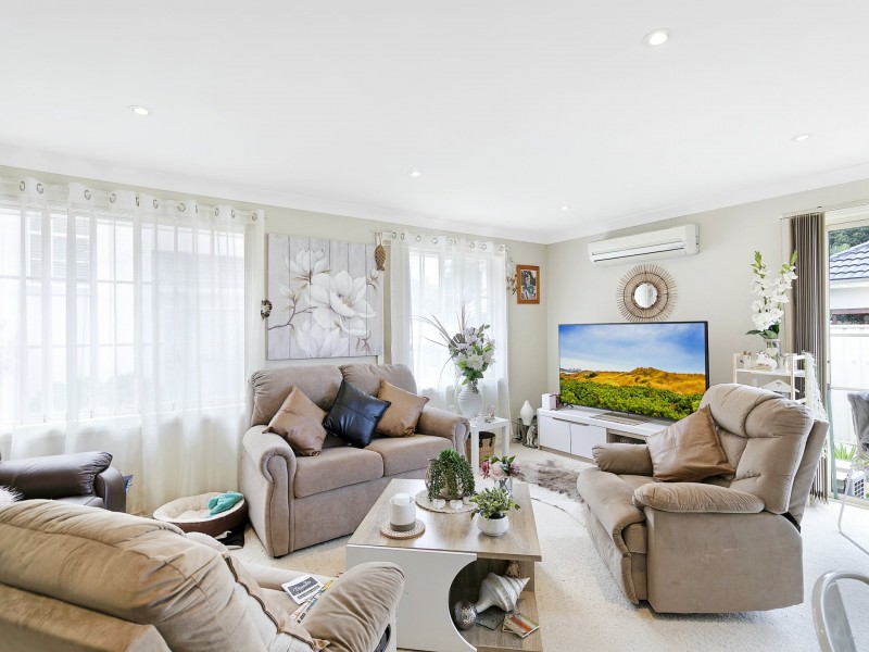 9/2-4 Lake Street, Budgewoi NSW 2262