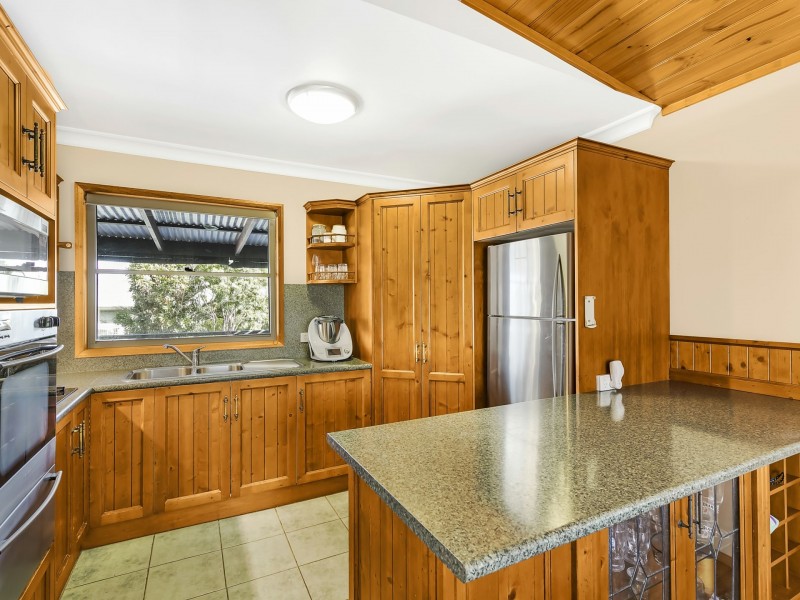 284 Buff Point Avenue, Buff Point NSW 2262