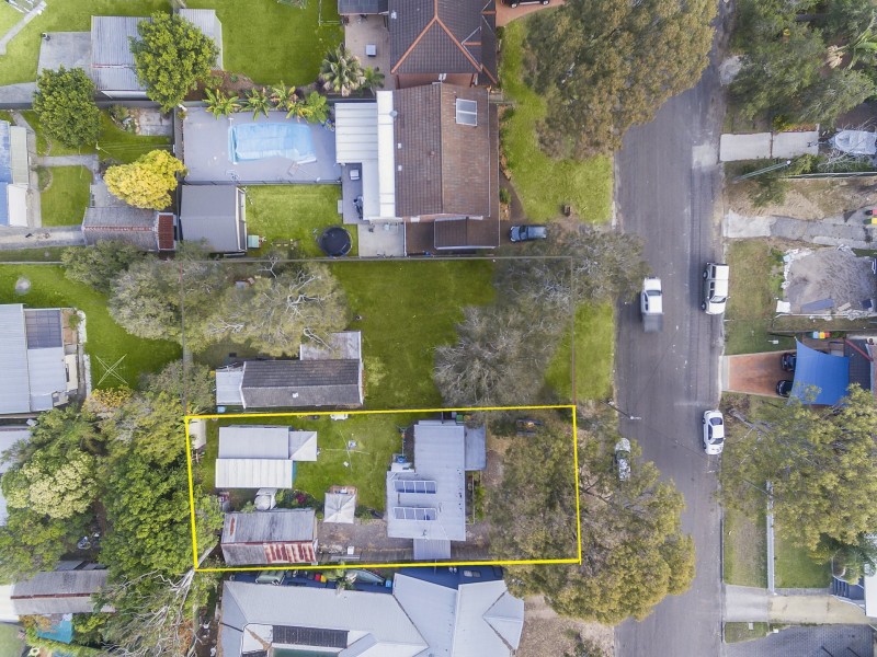 6 Yackerboom Avenue, Buff Point NSW 2262