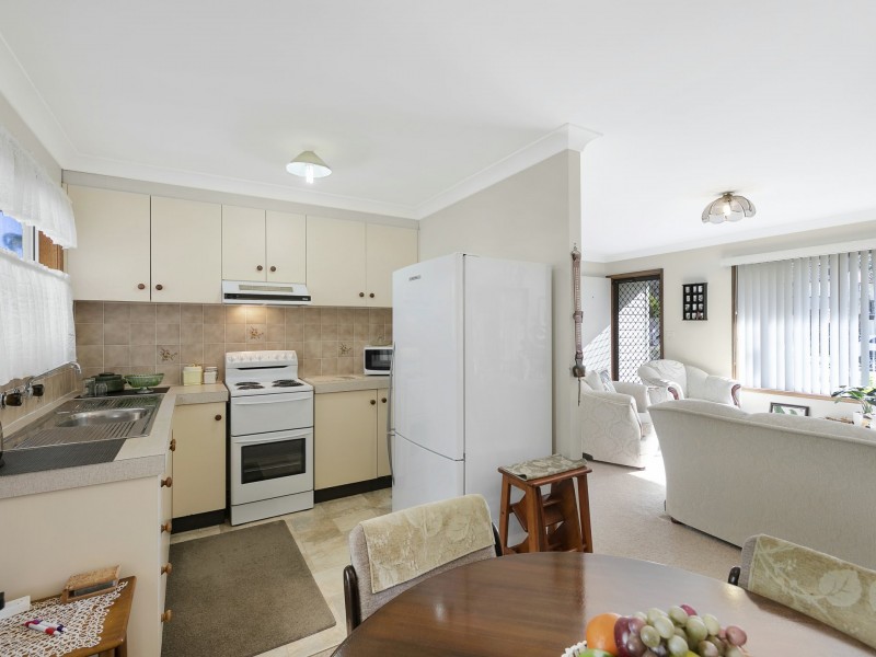 2 Tingira Street, Charmhaven NSW 2263