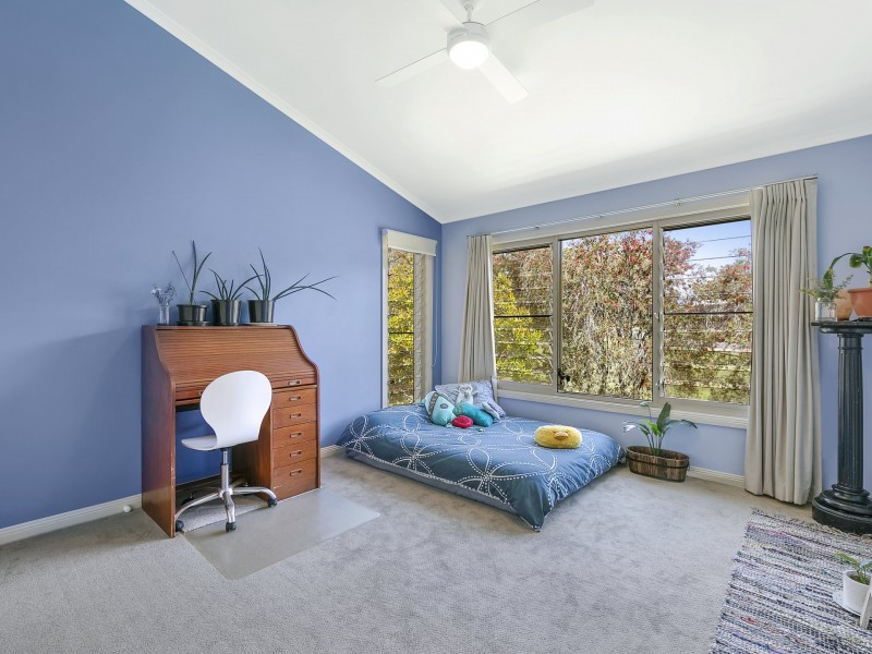 1 Henderson Street, Norah Head NSW 2263